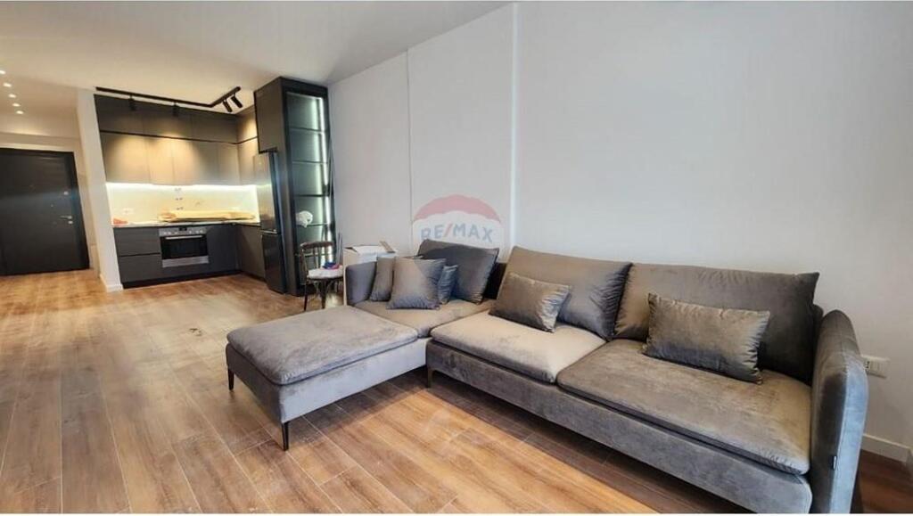 Appartamento - In Affitto - Lago Secco, Tirana