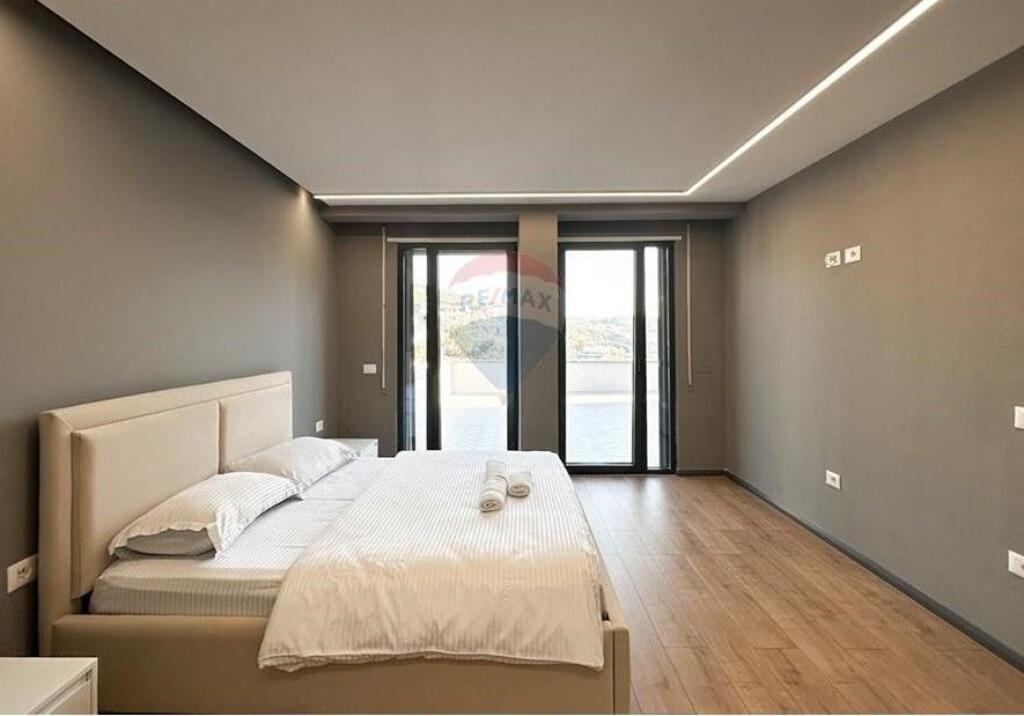 Apartment 2+1 with veranda for sale in FARKE (530191075-9)