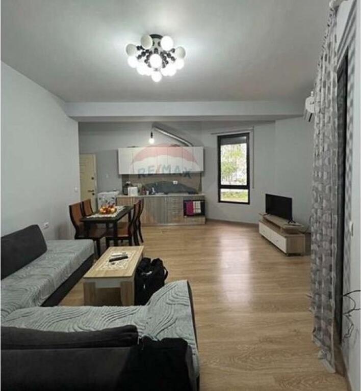 2 apartments for sale - at Pharmacy 10