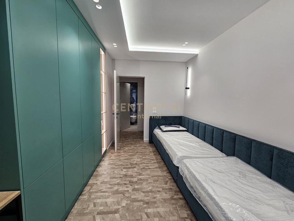 Apartament 2+1+2+Post Parkimi per shitje tek Rezidenca Lake View