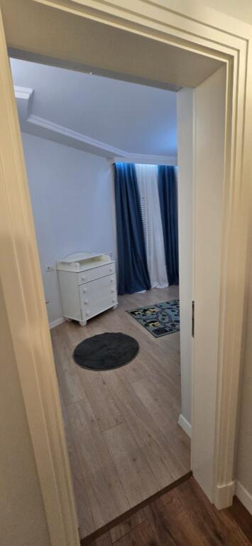 Apartament - Për Qira - Rruga Rrapo Hekali, Tiranë