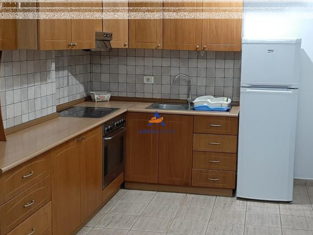 JEPET ME QERA APARTAMENT 1+1+ BALLKON " SHESHI SKEDERBEJ " 600 EURO