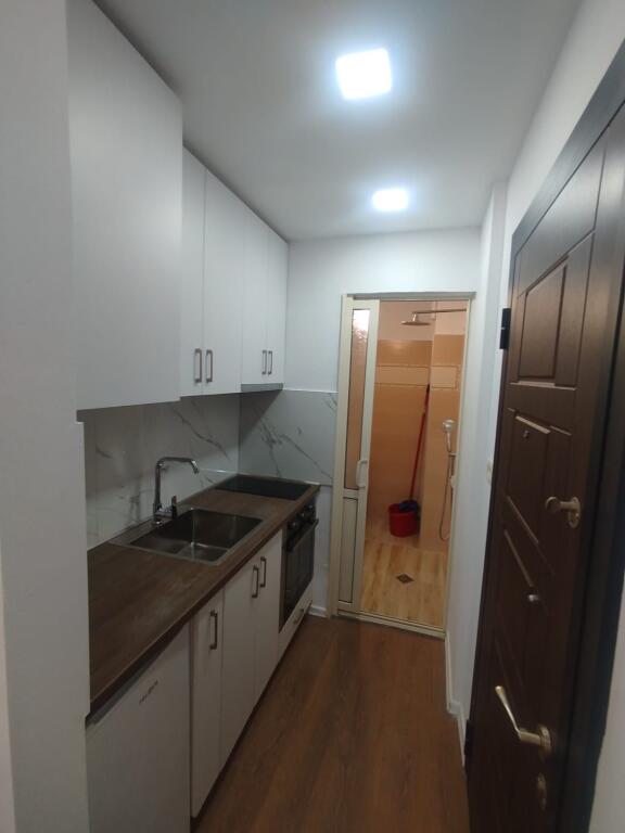 Apartament me qera 1+1+garsoniere ne shitje