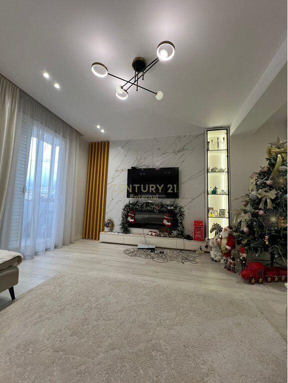 Apartament 2+1 Për Shitje në Stadiumi Dinamo