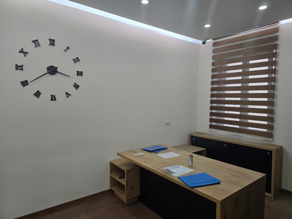 OFFICE FOR RENT 75 M2 VASIL SHANTO 70,000 LEKE