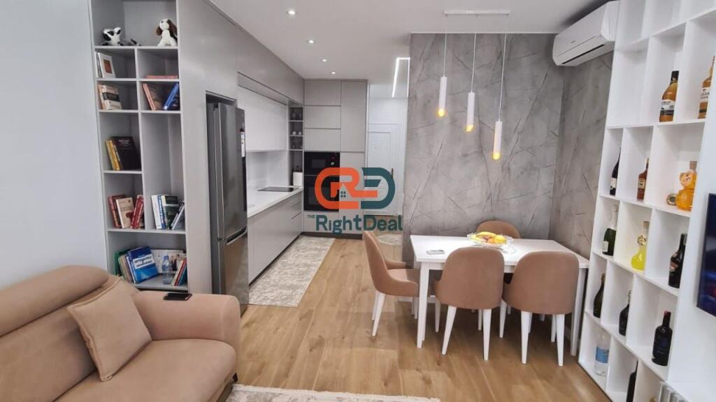 A Don Bosko, Vendesi in vendita Appartamento 3+1 Totalmente Investito!!