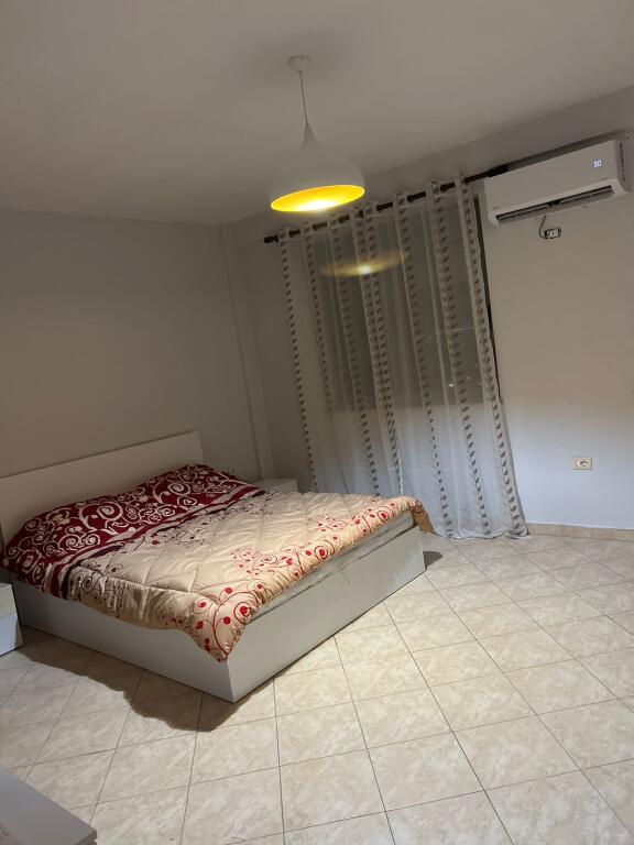 Jepet me qera apartament 2+1 Kthesa e Kamzes