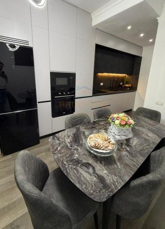 Shitet, Apartament 2+1, Don Bosko, Tiranë.