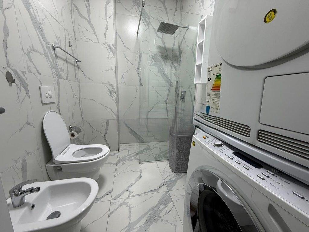 Apartament 2+1 Me Qira te Xhamlliku, Tiranë 600 € /Muaj