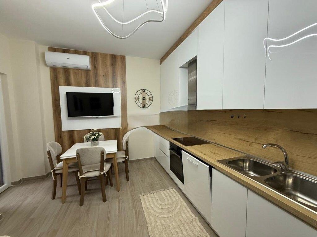 Apartament 2+1 Me Qira te Xhamlliku, Tiranë 600 € /Muaj