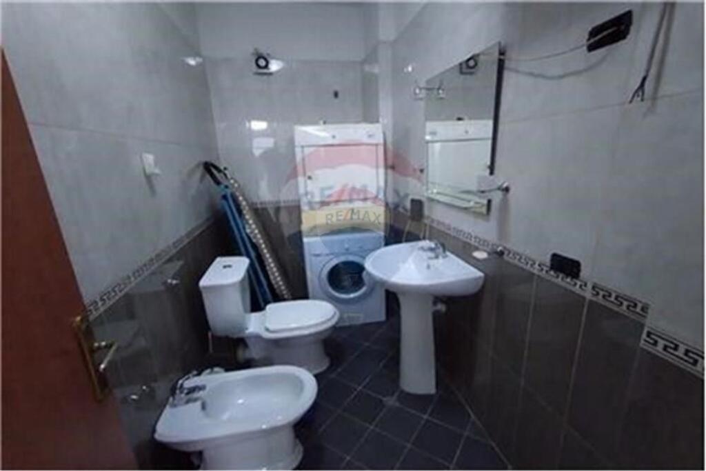 Apartament - Për Qira - Kodra e Diellit,