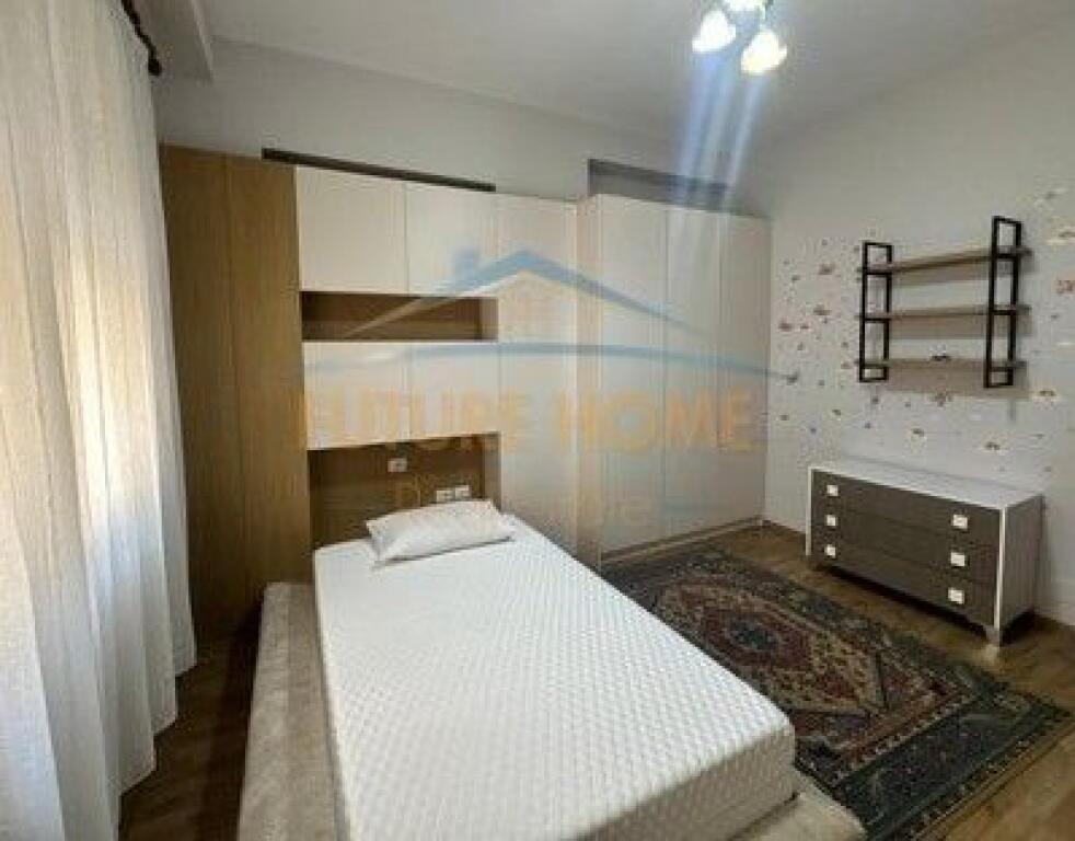 Rent, Apartment 2+1+2, Center