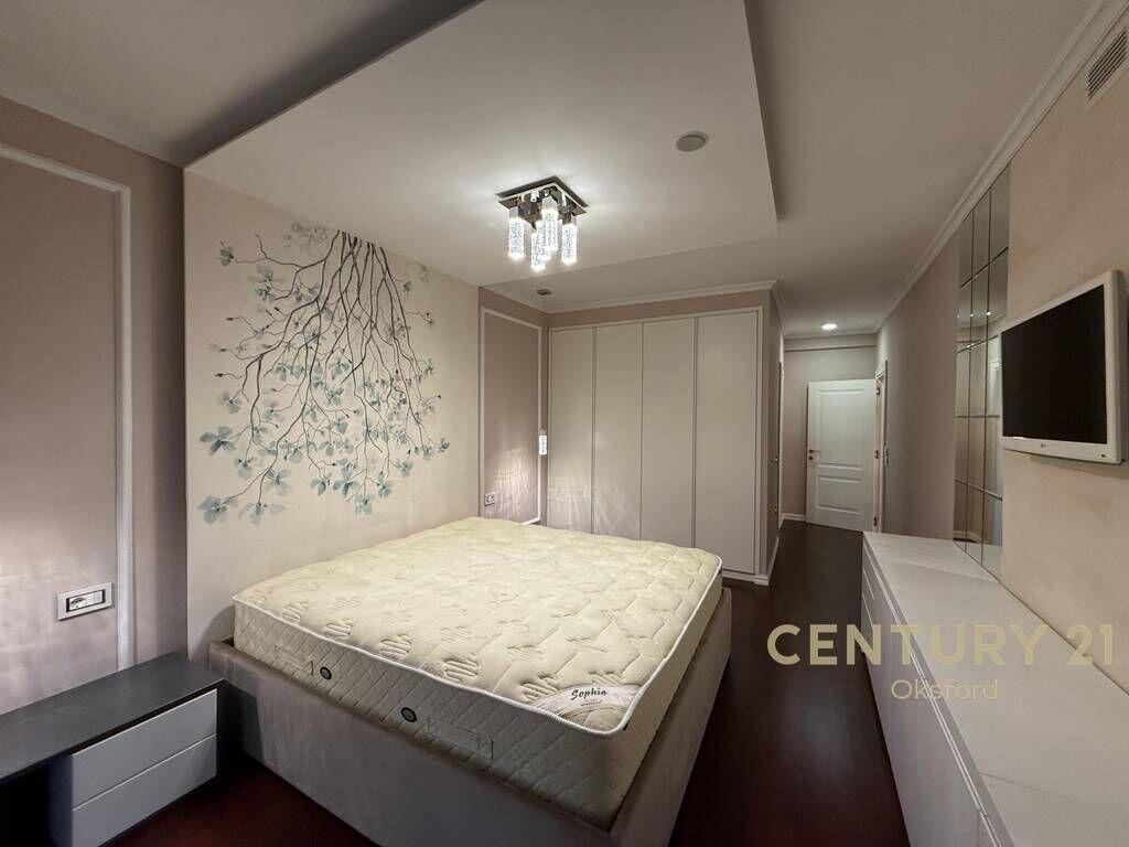 Shesim apartament 2+1+2 tek Liqeni i Thate!