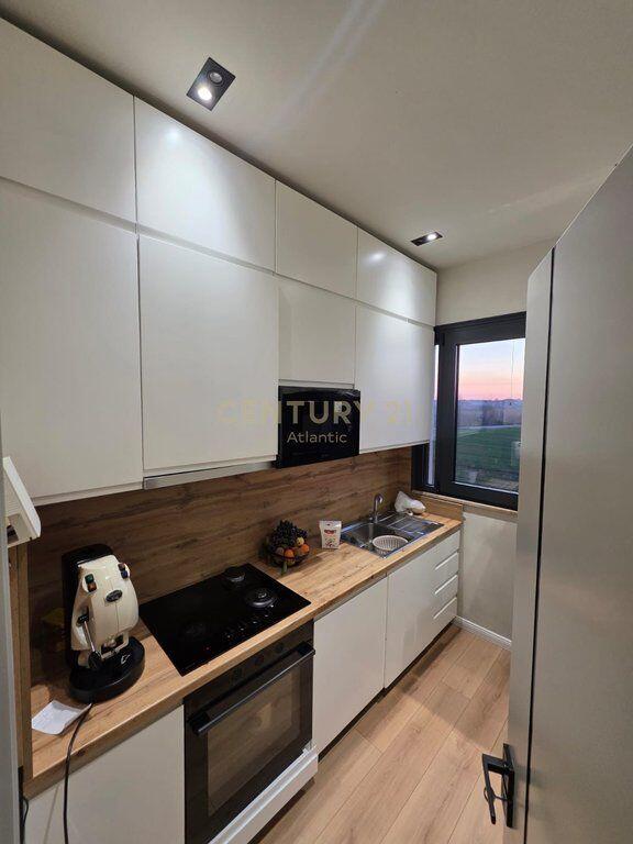 UNIQUE 3-STOREY VILLA FOR SALE IN 4 RRUGET, SHIJAK DURRES