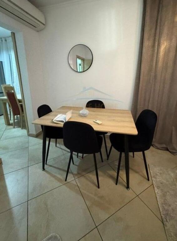 Rent, Apartment 3+1, Kavaja Street, Tirana.
