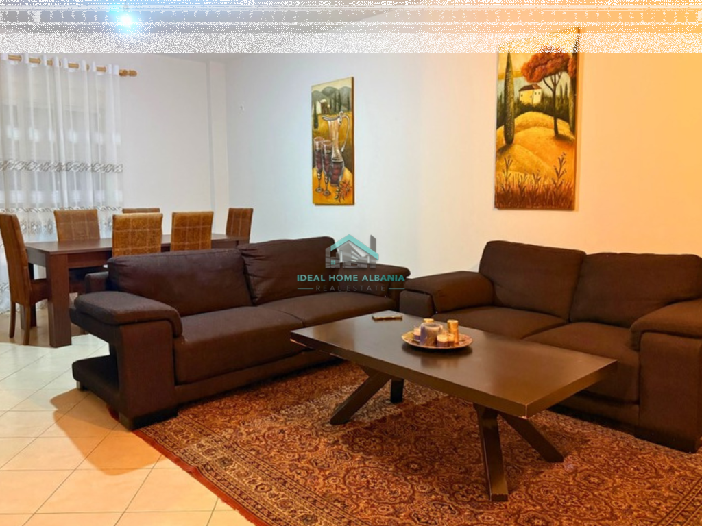 Apartament 2+1 per Shitje Transballkanike Vlore.