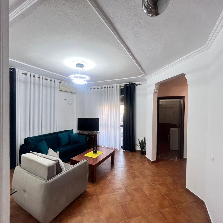 ✅Jepet me qira apartament 1+1  pranë Gjykates në Myslym Shyr 📍