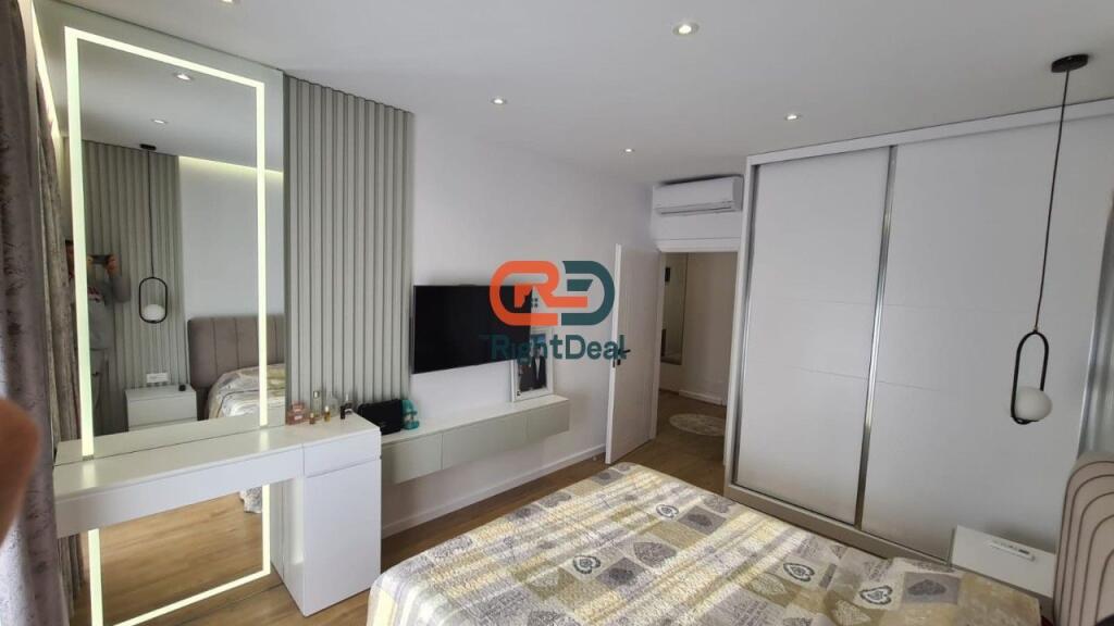 A Don Bosko, Vendesi in vendita Appartamento 3+1 Totalmente Investito!!