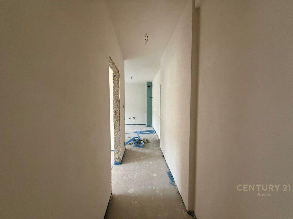 Appartamento 2+1 in Vendita ad Ali Demi, Tirana - 138550€ | 81.5 m²