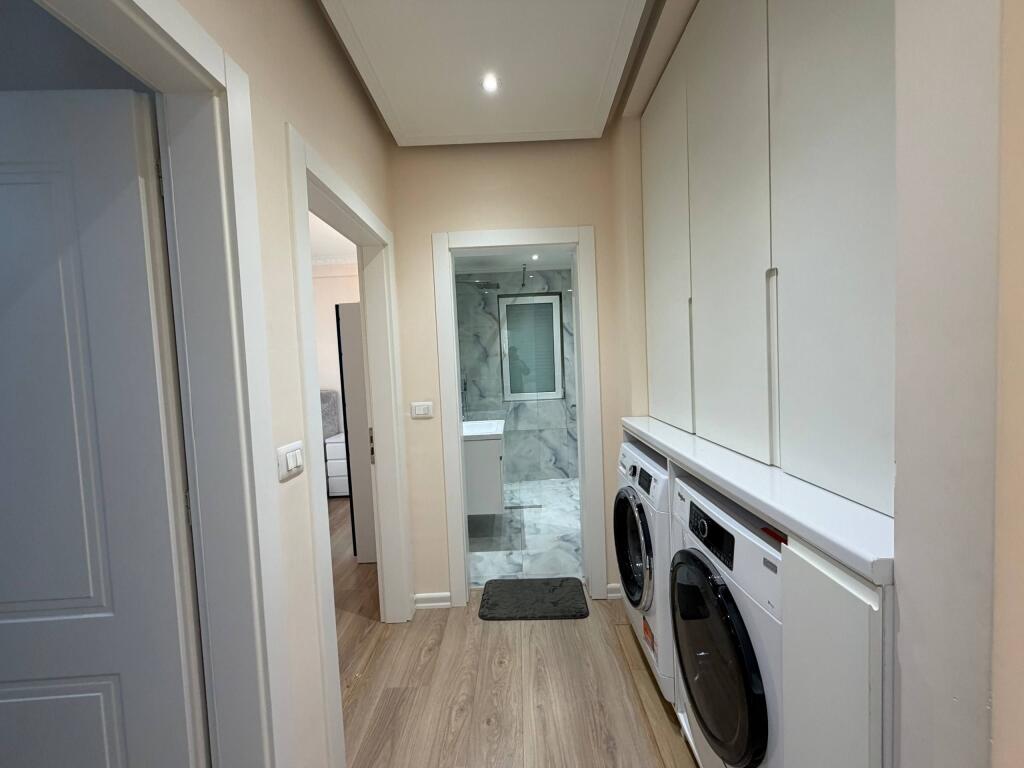 Appartamento 2+1+2 Parcheggio a Colombo al Lago Secco