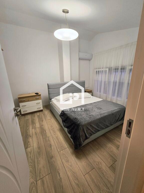 SHITET: SUPER Apartament me pamje nga LIQENI /Zona: POGRADEC   