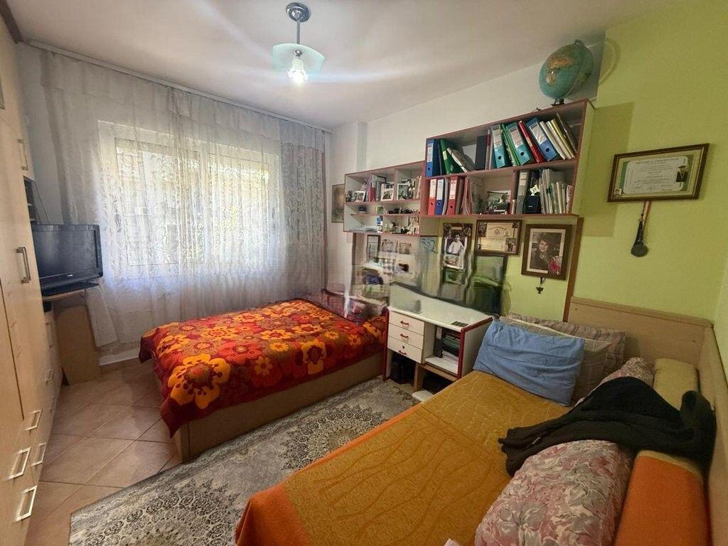 SHITET APARTAMENT 2+1+2 TEK RRUGA KAVAJES! 298,000 €