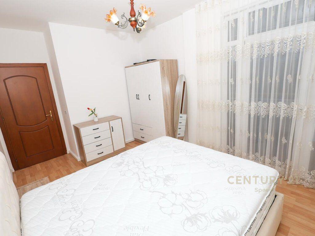 Apartament 2+1 me Qira tek Kopshti Botanik Zoologjik!