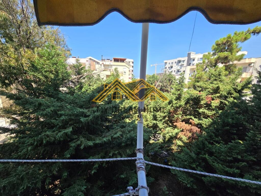 SHESIM APARTAMENT 1+1 NE QENDER TE GOLEMIT PRAN HOTEL BONITA