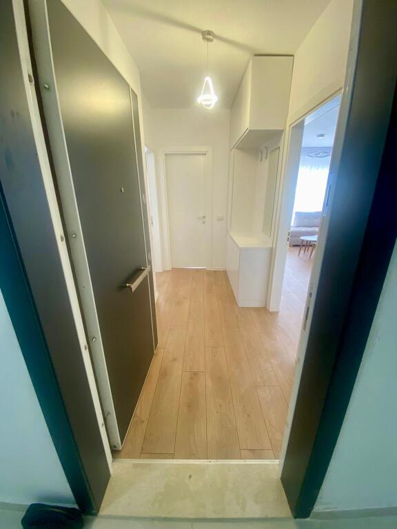 📣 QERA SUPER Apartament 1+1 📍 Rruga "5-Maji" 💶 Cmimi 55.000 Leke/Muaj ✨