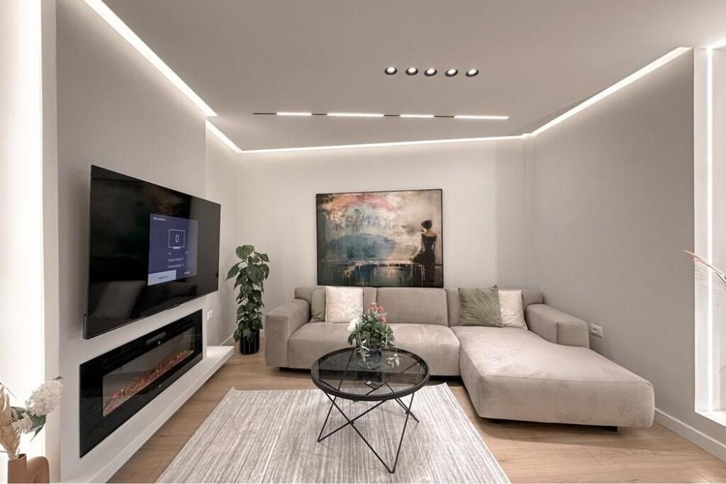 SHITET APARTAMENT 2+1 TEK ZOGU I ZI