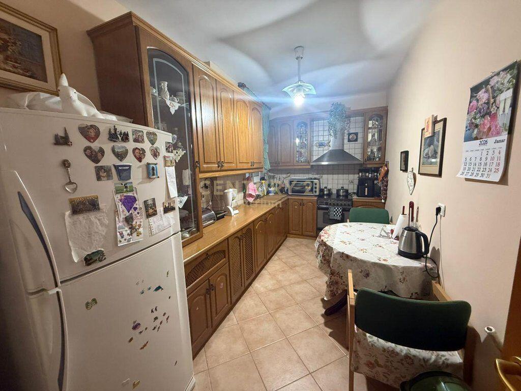 SHITET APARTAMENT 2+1+2 TEK RRUGA KAVAJES! 298,000 €