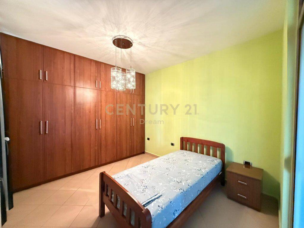 Shitet Apartament 2+1 ne Fresk