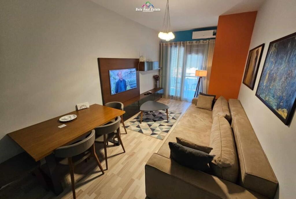 Apartament Me Qera 2+1 Ne Qender (ID B2201704) Tirane