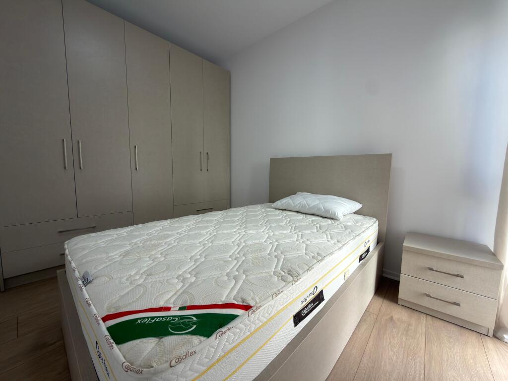 Shitet 2+1 te Kompleksi Magnet