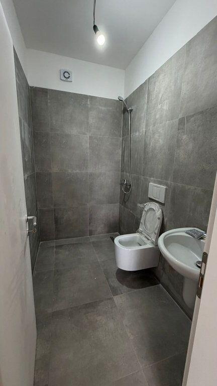 Apartament 2+1 Me Qira në sheshi Shqiponja