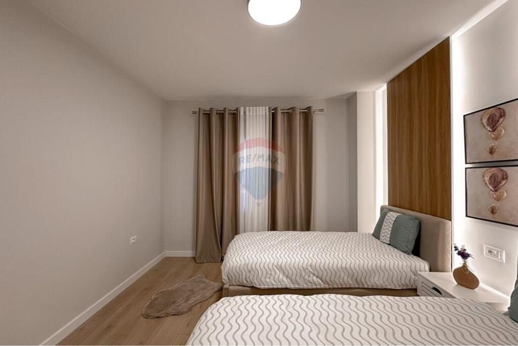 SHITET APARTAMENT 2+1 TEK ZOGU I ZI