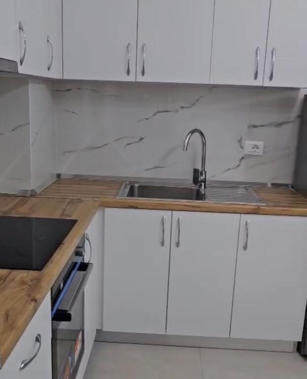 For rent 2+1+post Univers City