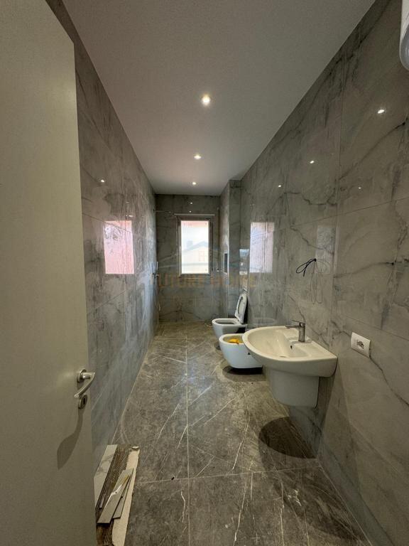 In vendita, Appartamento 2+1, Residenza Prime, Kamez.