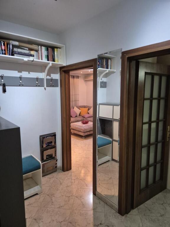 Super ap 1+1 tek 21-dhjetori ( ndre mjeda )