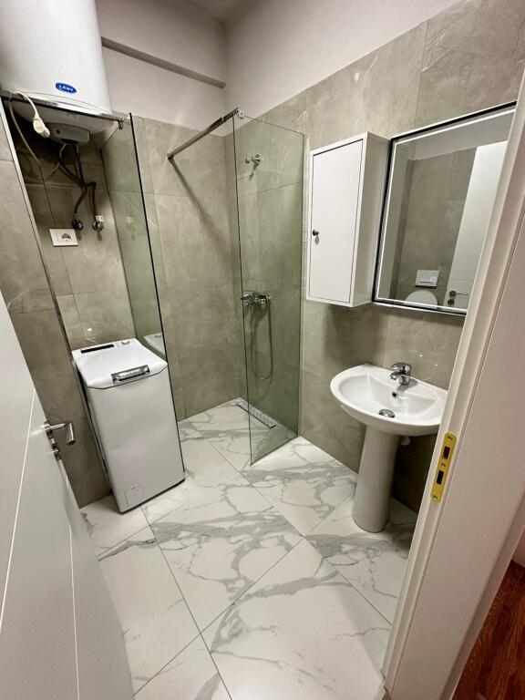 Affittasi 1+1 ASTIR URBAN GATE 500 mila lek