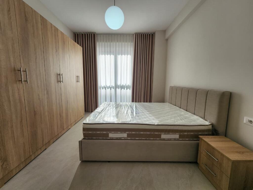 Super apartament me Qira 2+1+2wc+ 1 Poste parkimi (📍Komuna e parisit-Përballë Kika 2) - 110 m2 - 100% I Ri  🔥🔥 1.100 eu/Muaj ( përfshirë dhe parkimin)