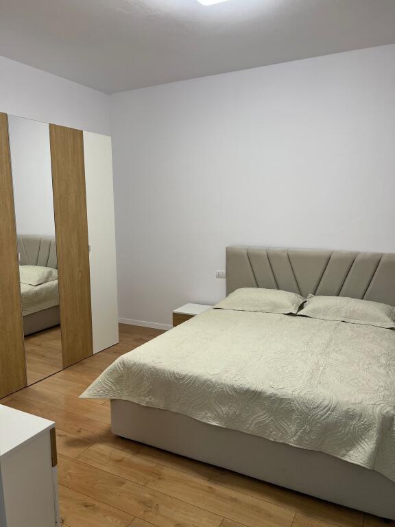 Appartamento 2+1 in affitto a Paskuqan più posto auto – Color Splash