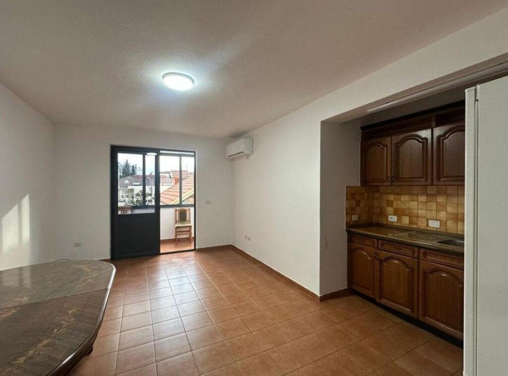 Rent, Apartment 2+1, Elbasanit Street