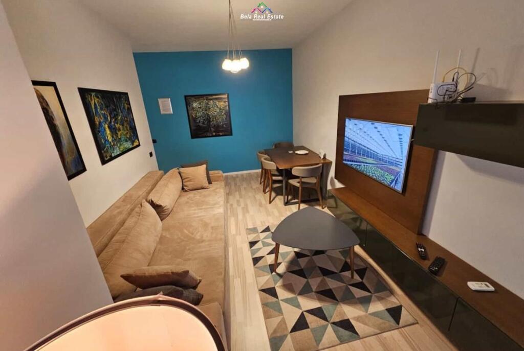 Apartament Me Qera 2+1 Ne Qender (ID B2201704) Tirane