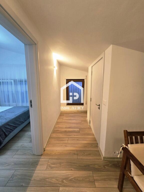 SHITET: SUPER Apartament me pamje nga LIQENI /Zona: POGRADEC   