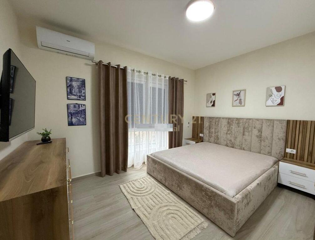 Apartament 2+1 Me Qira te Xhamlliku, Tiranë