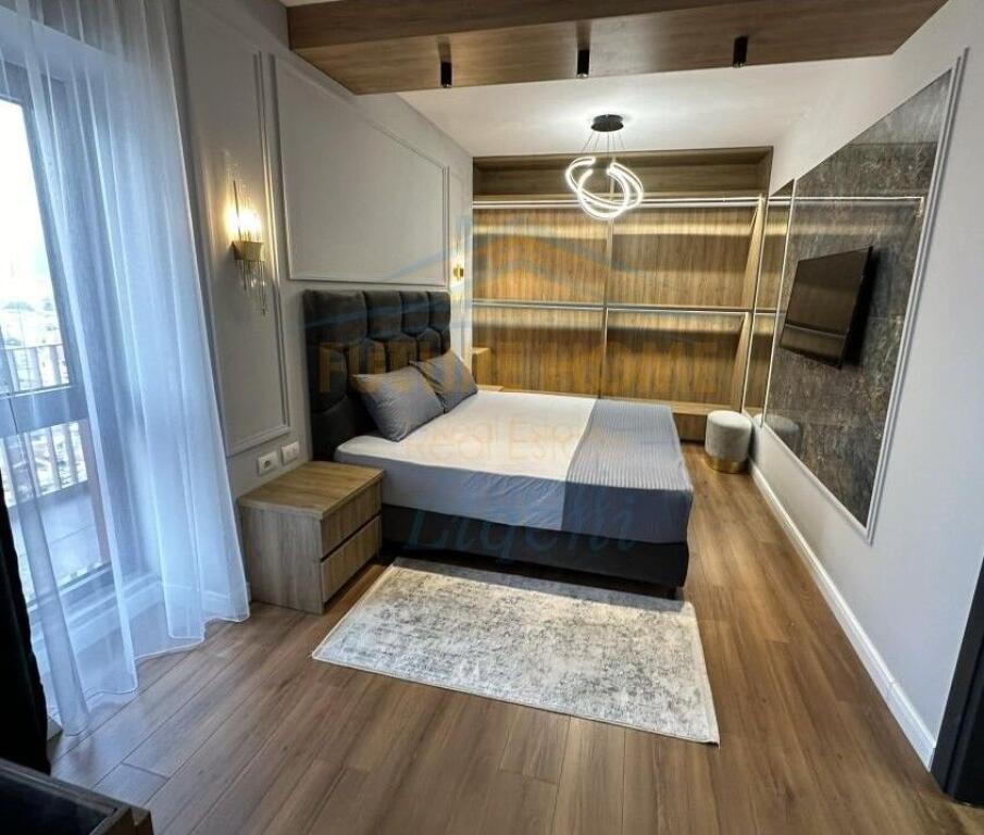 Qera, Apartament 3+1+Post Parkimi, Rruga e Kavajes, Garden Building, Tirane