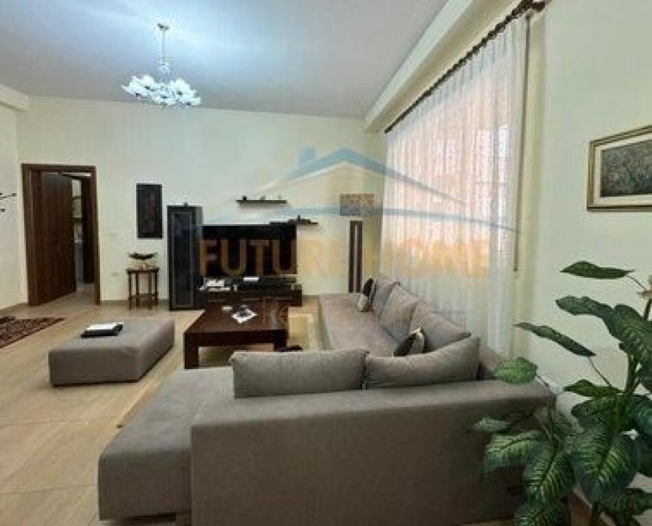 Rent, Apartment 2+1+2, Center