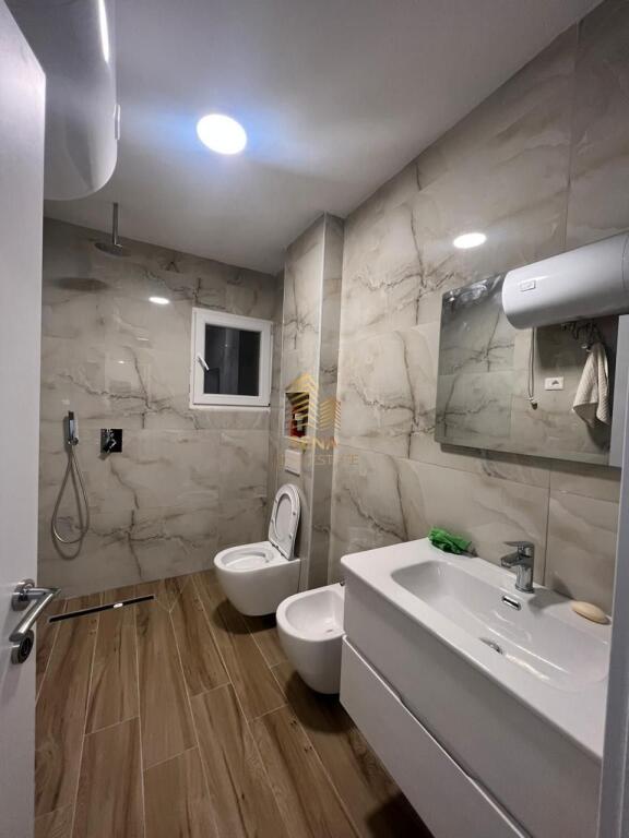 Qira, Apartament 1+1+blk+Post Parkimi, Shkoze, 400 Euro/Muaj