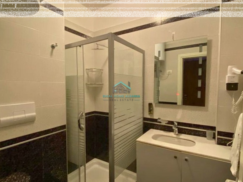 Apartament 2+1 me Qira – Zona e Kishës Ortodokse, Vlore.